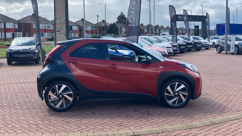 Toyota Aygo X 1.0 VVT-i Edge 5dr Petrol Hatchback